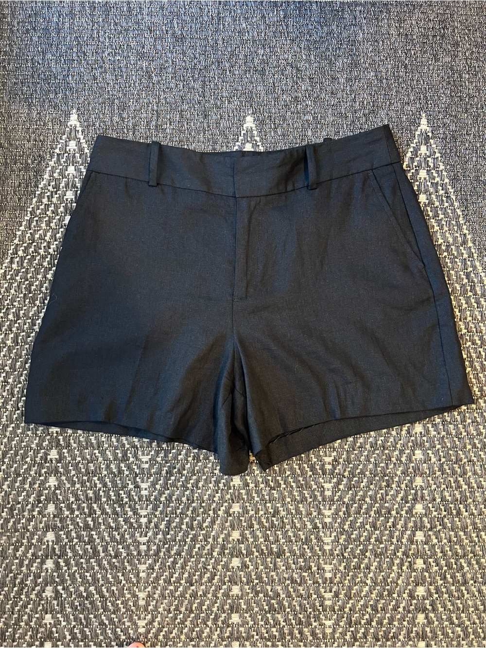 ZARA Black Linen High Waisted Flat Front Dress Shorts Women’s M 4.25” inseam